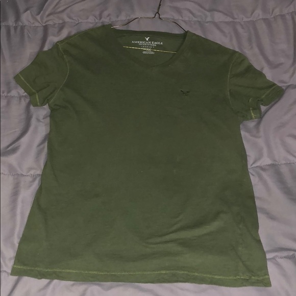 Army green American eagle t shirt - Picture 1 of 2